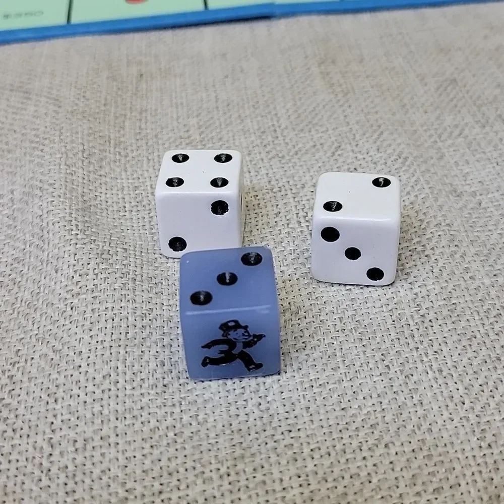 2007 Speed Die Limited‎ Edition Monopoly Hasbro